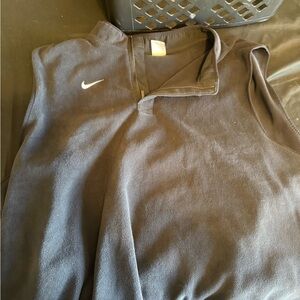 Nike Midnight Black Sleeveless Vest